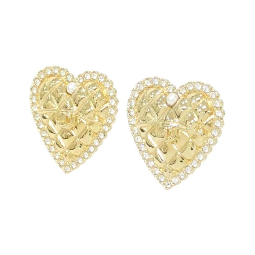 CHANEL Authentic White Earrings - Picture 2 of 3